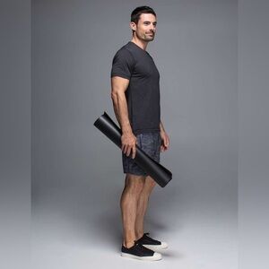 Lululemon Surge Short Mens Size Medium 7" Lux Reflective Running Athletic Shorts